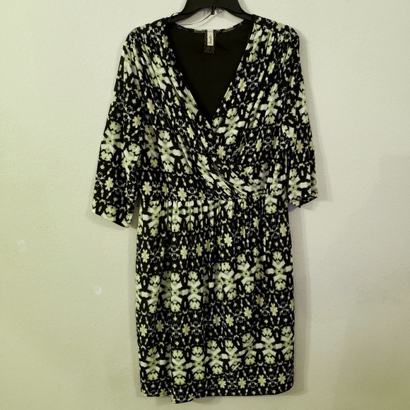 🌷Lucie Lu Crossover Dress size 2X - Picture 1 of 5